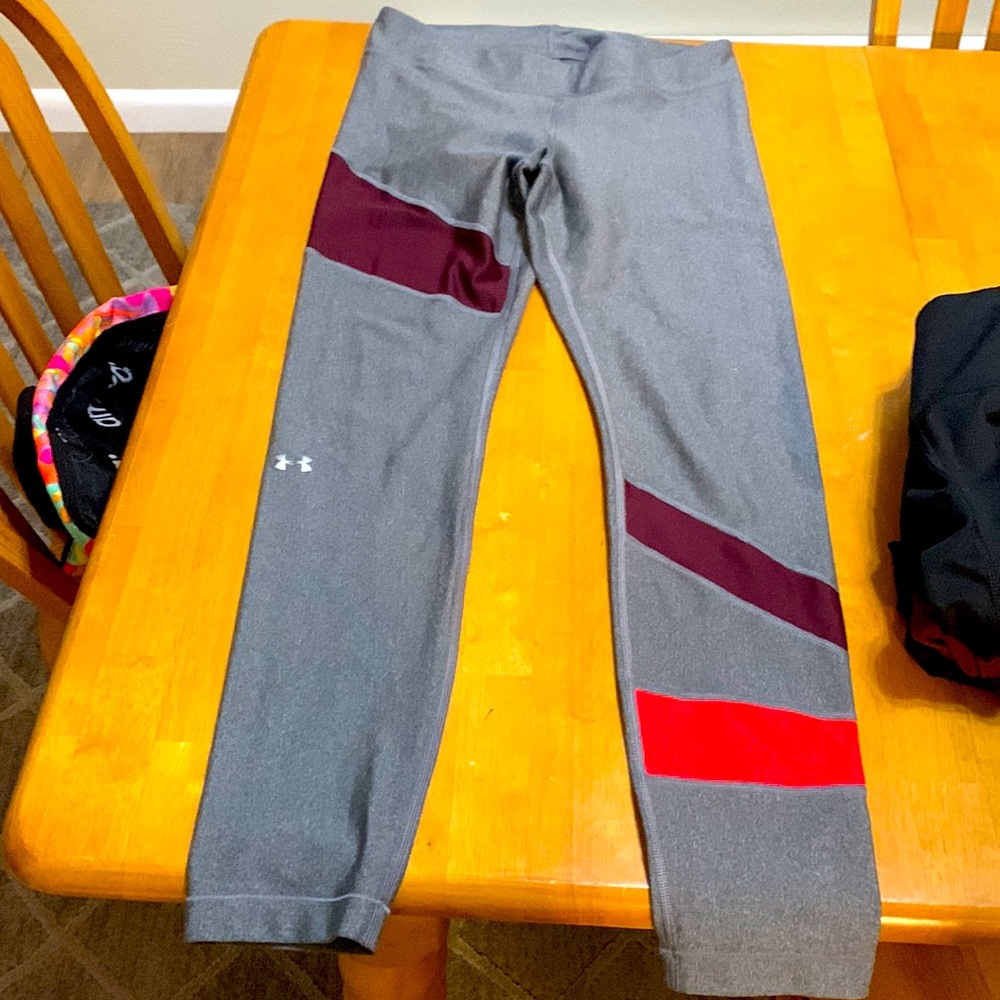 Under armor size large compression heat gear full length leggings